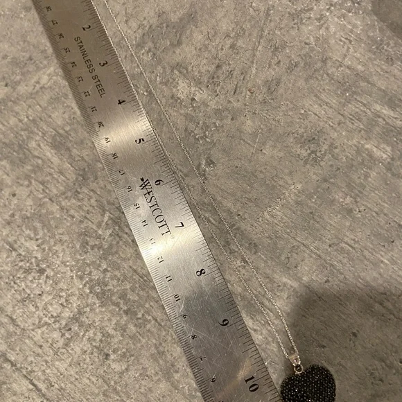 PRICE DROP! 4 cttw Black Spinel Heart Necklace - Picture 8 of 8